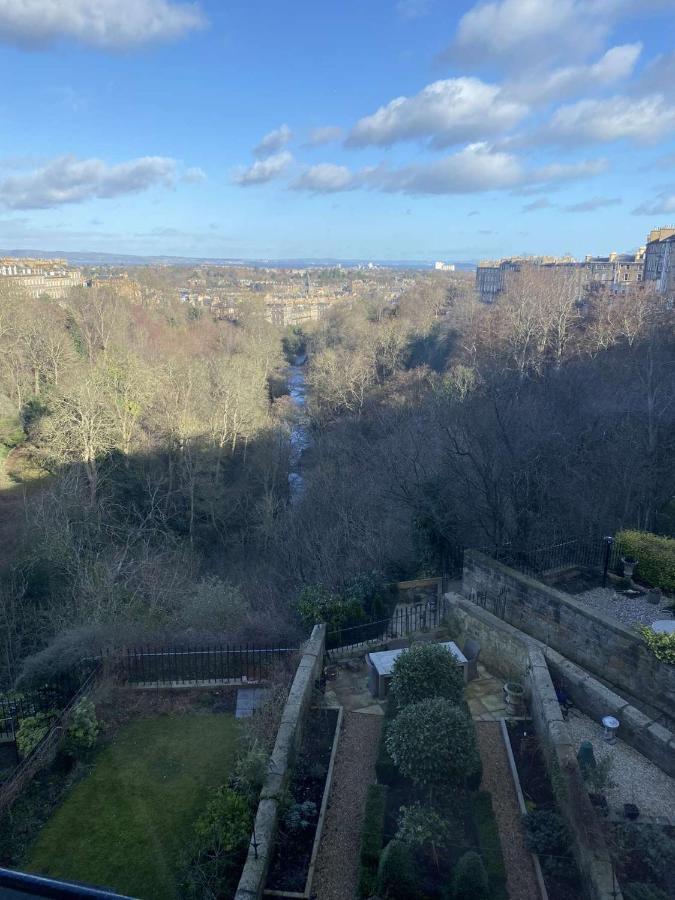 West End Townhouse * Edinburgh
